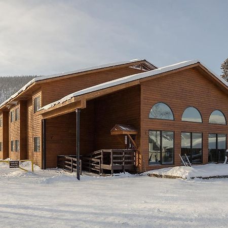 Chena Hot Springs Resort Exterior photo