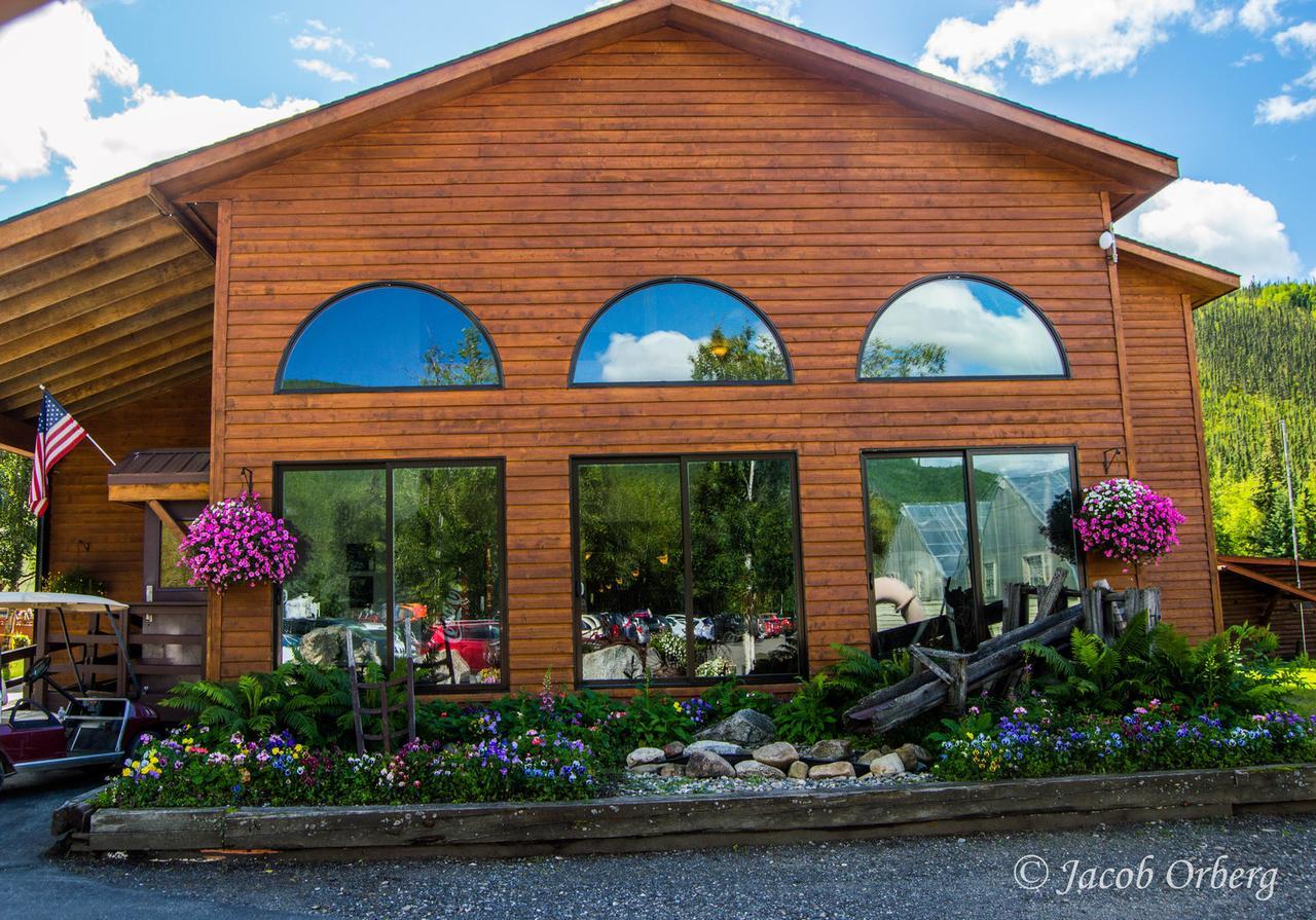 Chena Hot Springs Resort Exterior photo