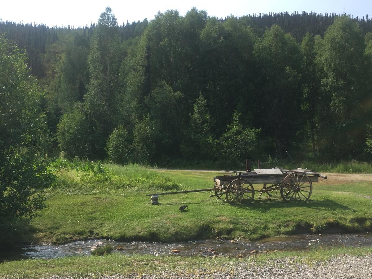 Chena Hot Springs Resort Exterior photo