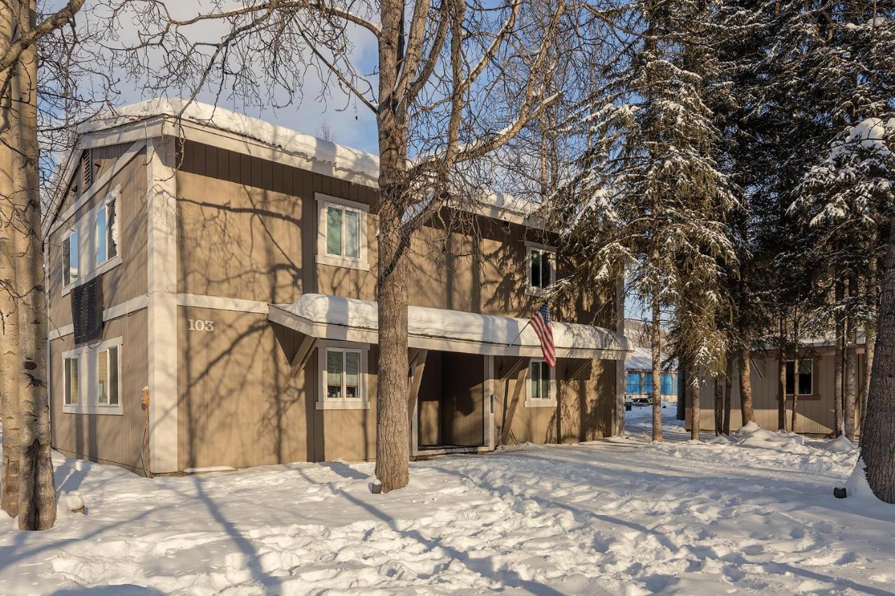 Chena Hot Springs Resort Exterior photo